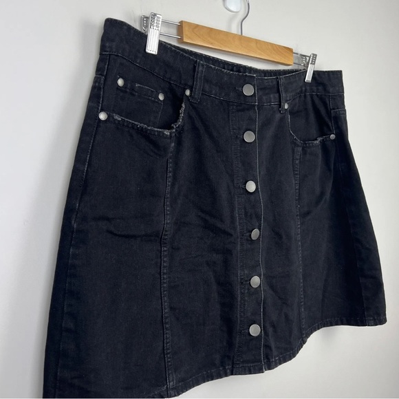 City Chic Women’s Black Denim Skirt Short Button-Up Panel A-Line Plus Size S 16 - Picture 3 of 7